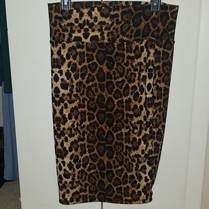 Lularoe NWT cheetah print Cassie